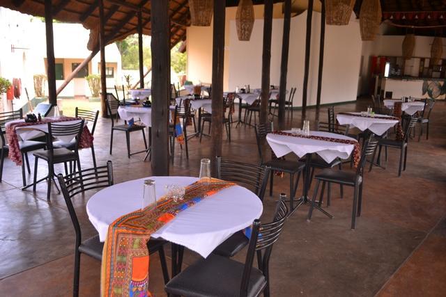 Victoria Falls Budget Hotel Esterno foto